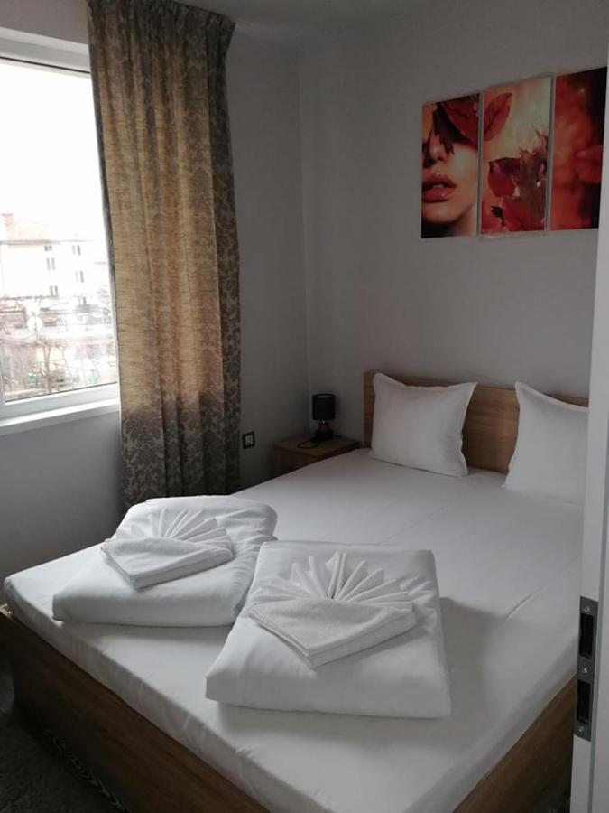 Astoria Aparthotel Hisarya Exterior photo